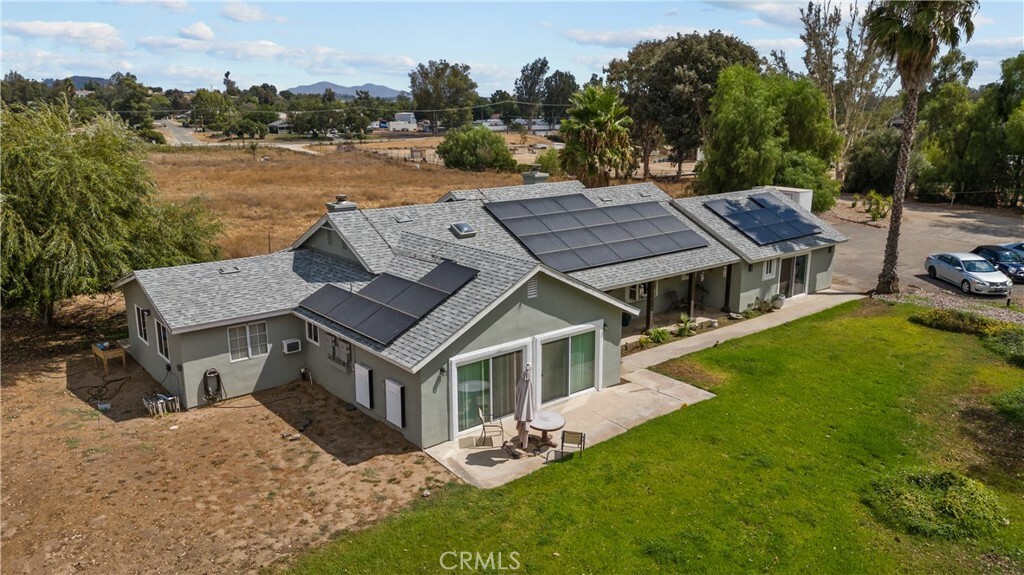 Property Photo: 42165 Patton Place CA 92562