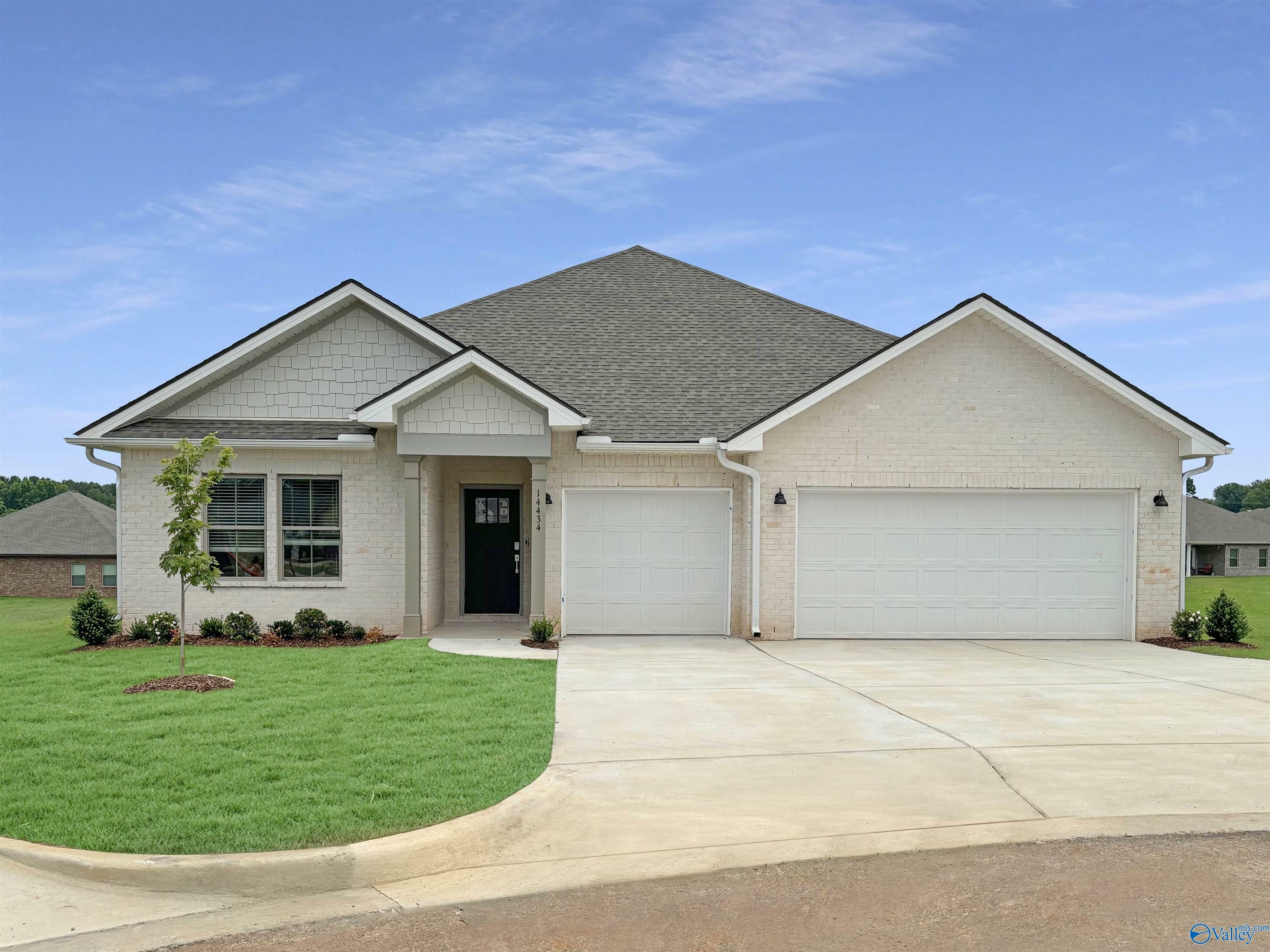 Property Photo:  115 Layton Hall Circle  AL 35749 