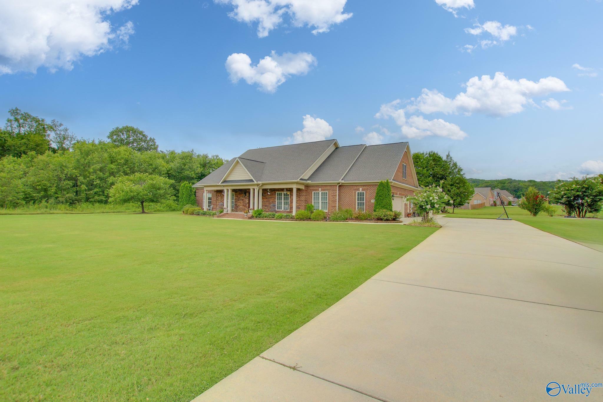 Property Photo:  3501 SW Napa Valley Way  AL 35603 