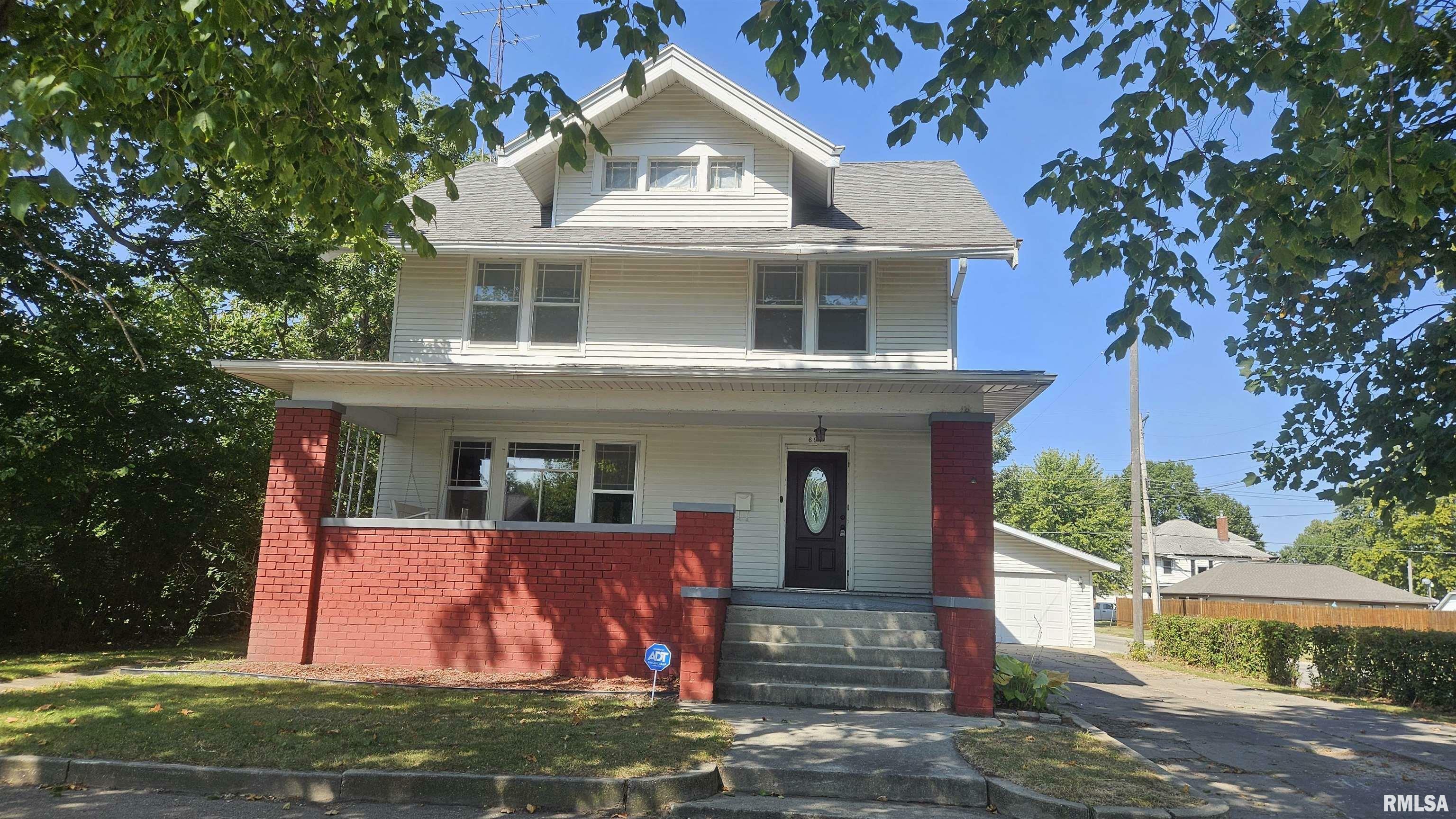 Property Photo:  697 W Main Street  IL 61422 