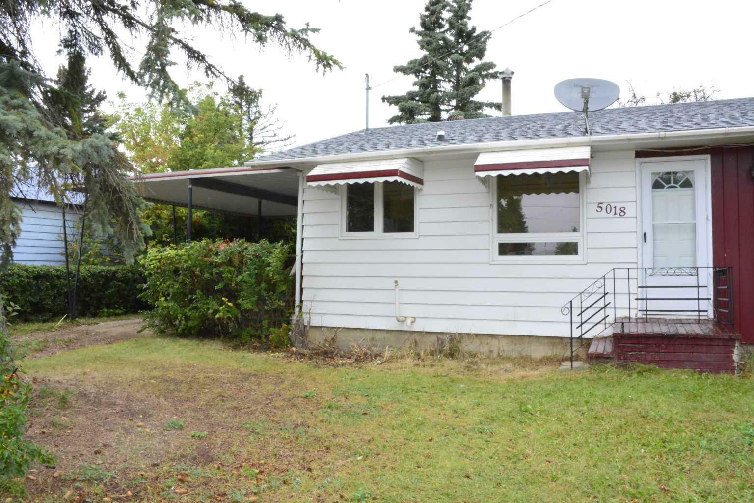 Property Photo:  5018 49 Avenue  AB T0H 0E0 