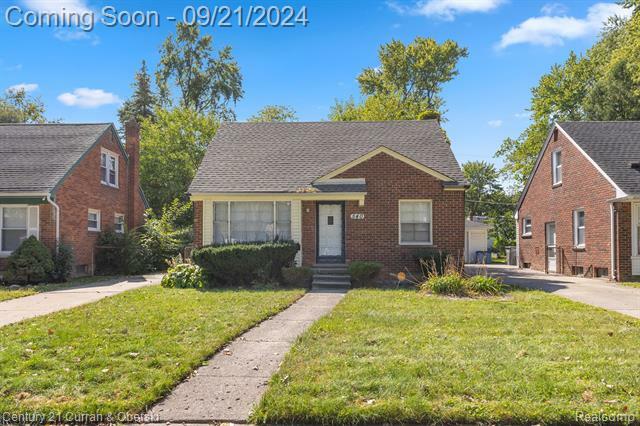 Property Photo:  540 Arlington Street  MI 48141 