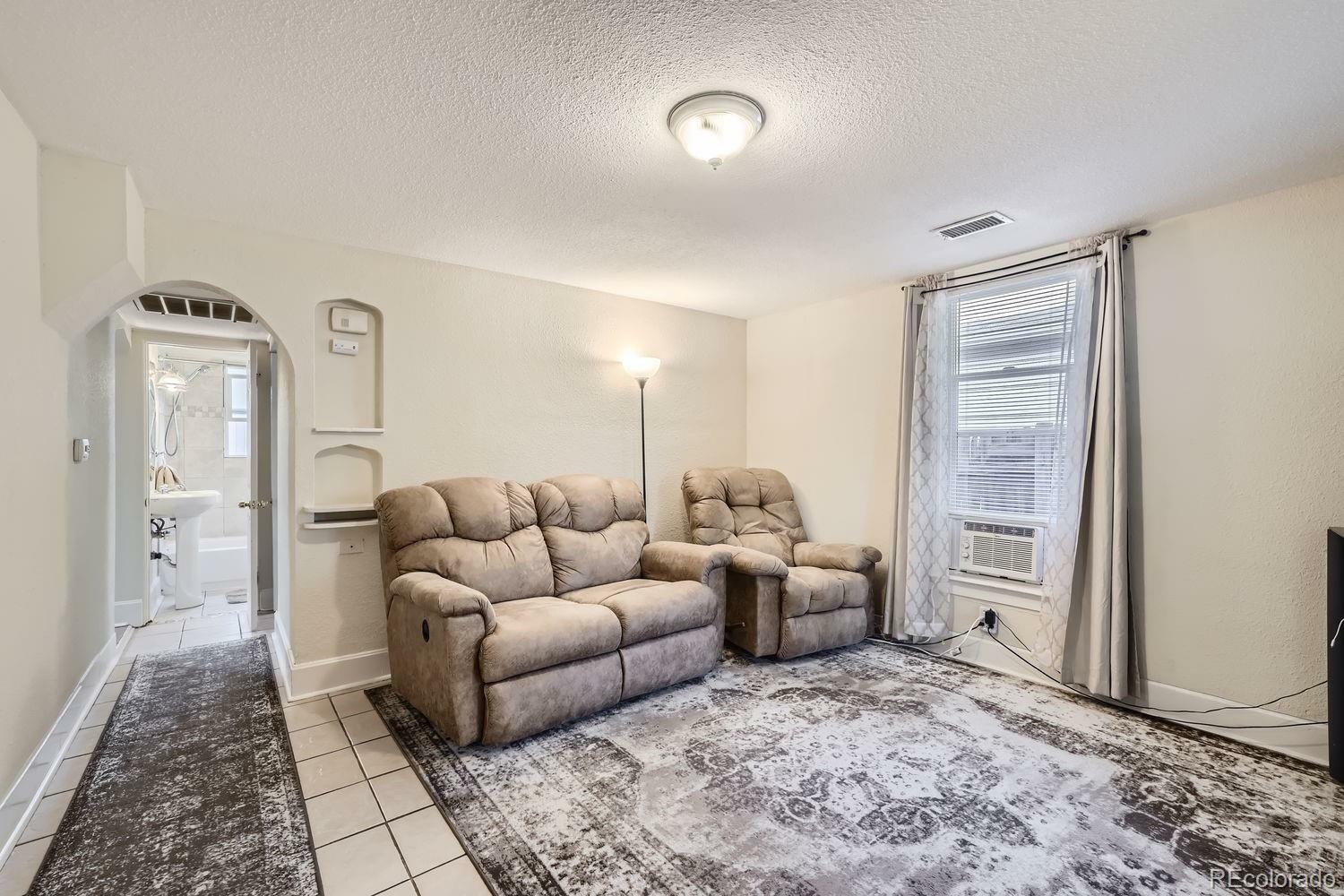 Property Photo:  2831 W Irvington Place  CO 80219 