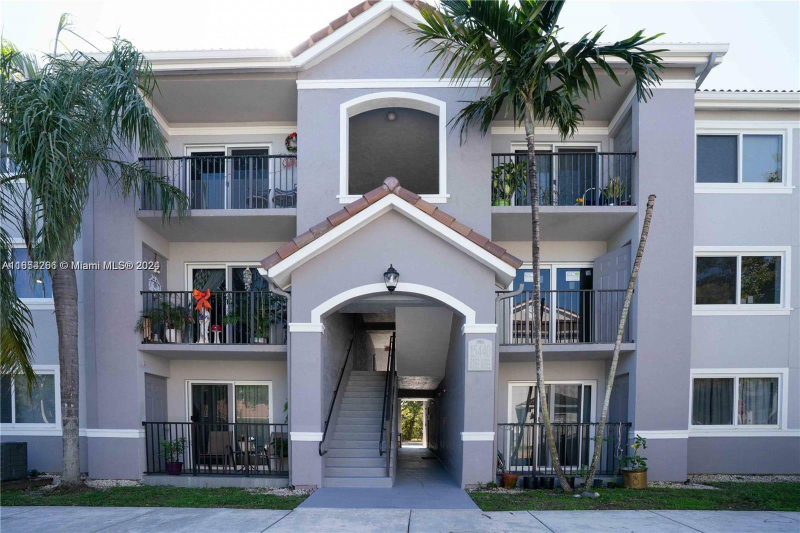 Property Photo:  15440 SW 284th St 5206  FL 33033 