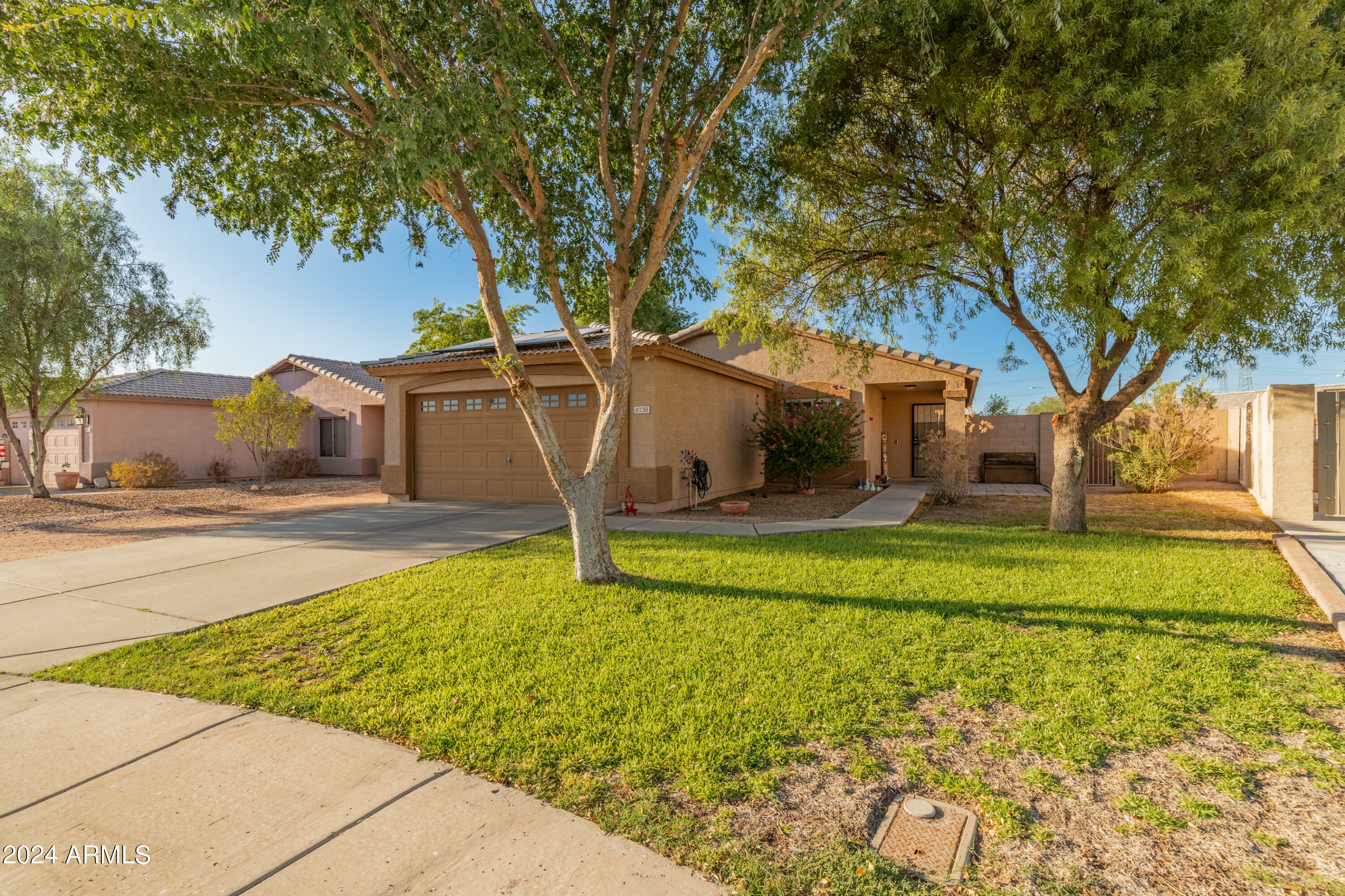 8738 W Manzanita Drive  Peoria AZ 85345 photo