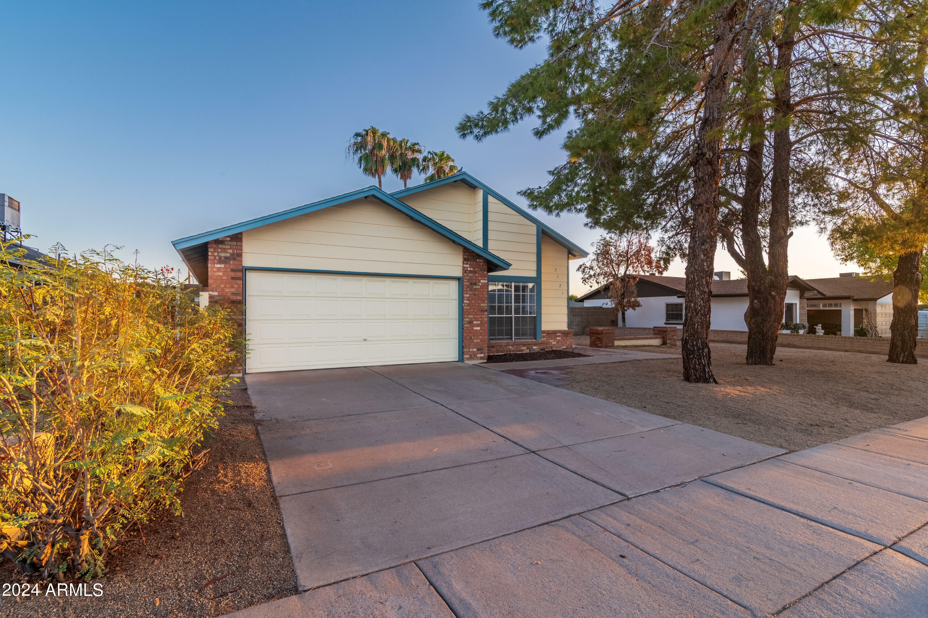 Property Photo:  5121 W Aster Drive  AZ 85304 