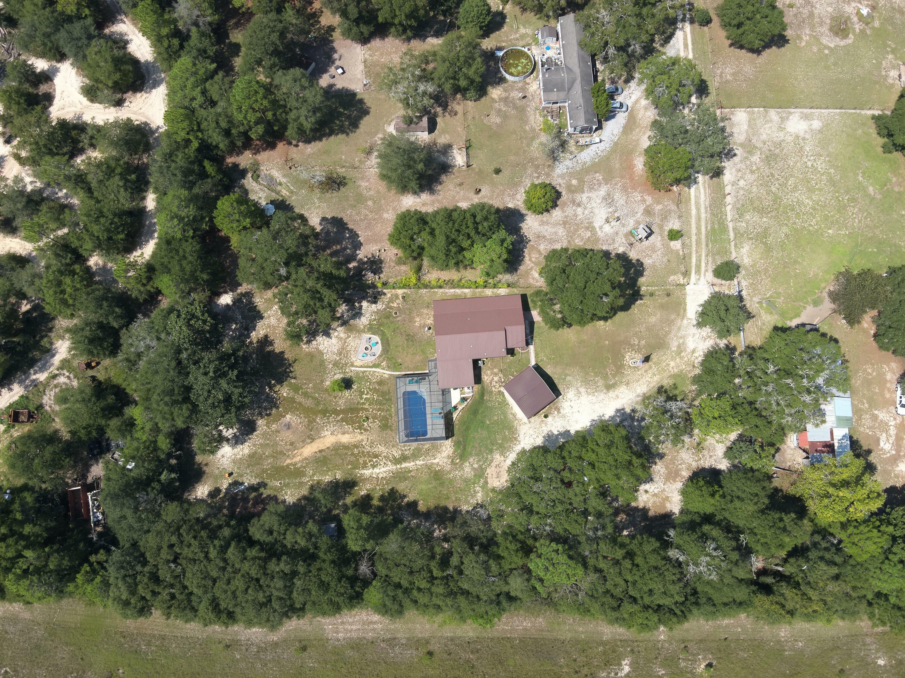 Property Photo:  5655 Jv Woolley Road  FL 32539 