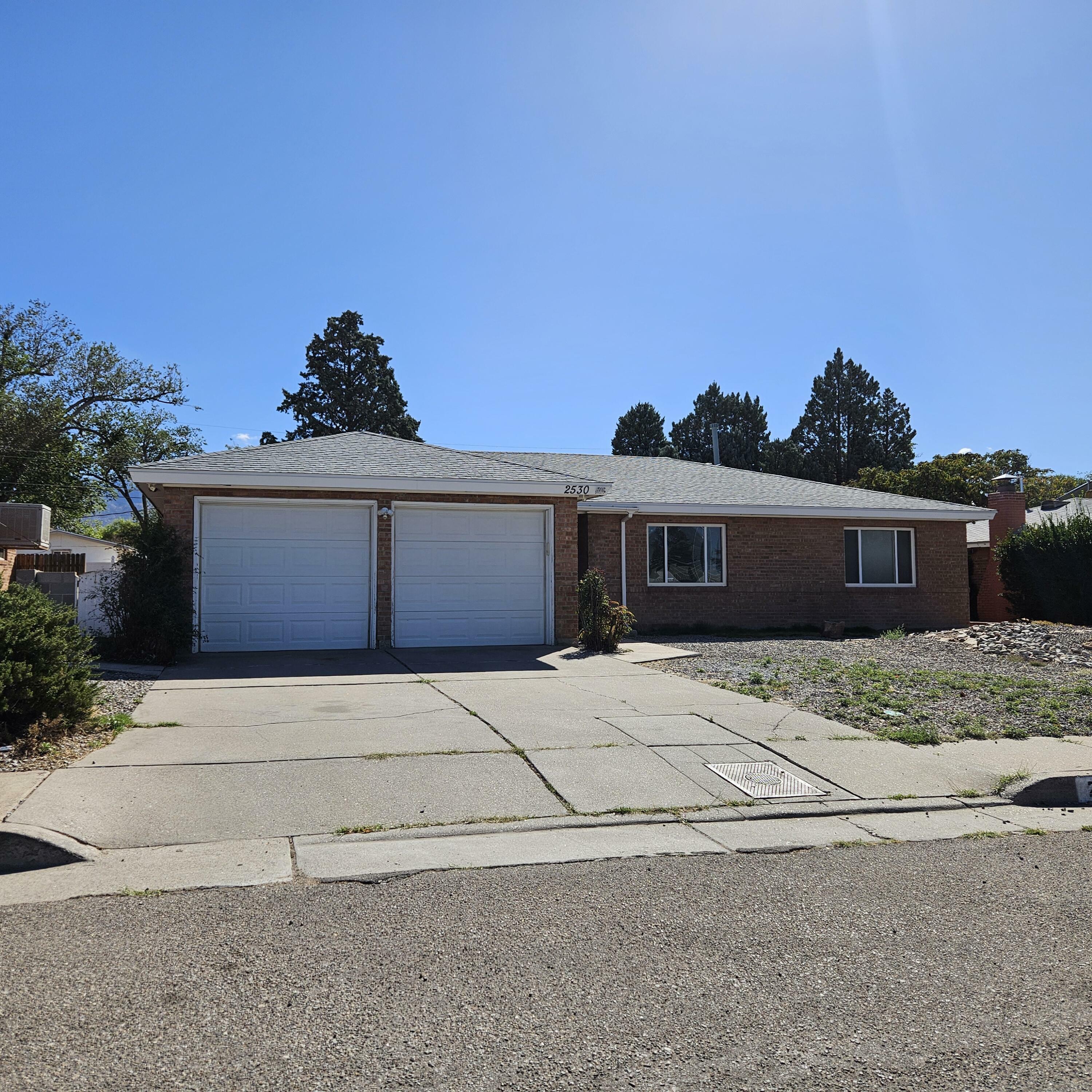 2530 Wyoming Boulevard NE  Albuquerque NM 87112 photo