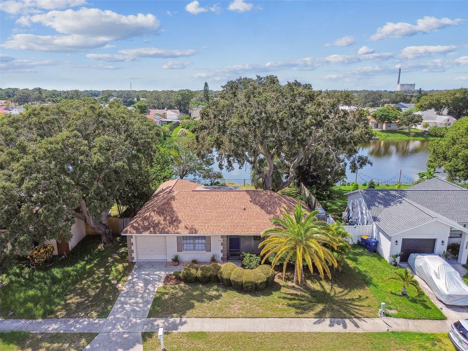 Property Photo:  1119 Mandarin Drive  FL 34691 