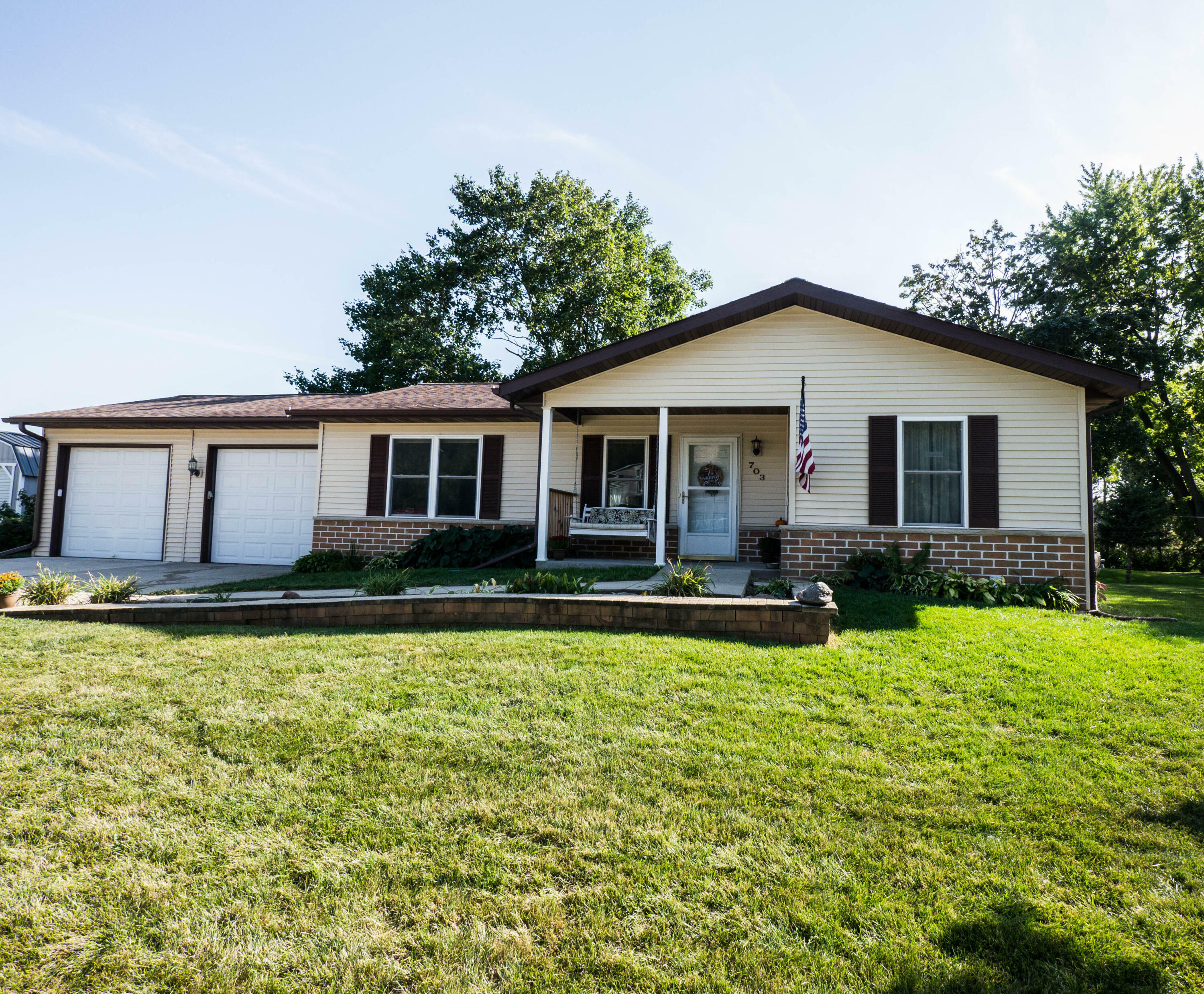 703 Glacial Ln  Kewaskum WI 53040 photo