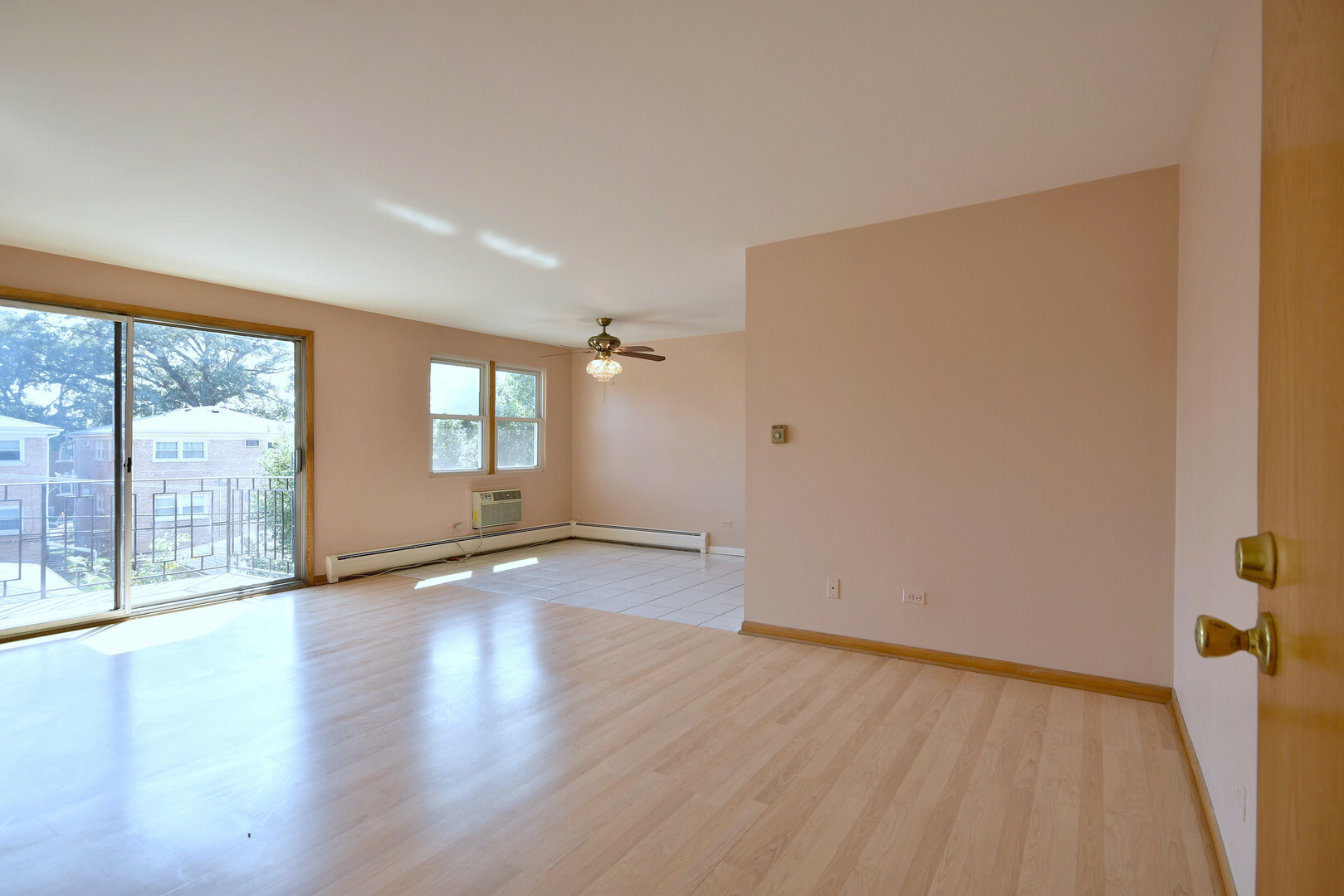 Property Photo:  8545 Arnold Street 3se  IL 60171 