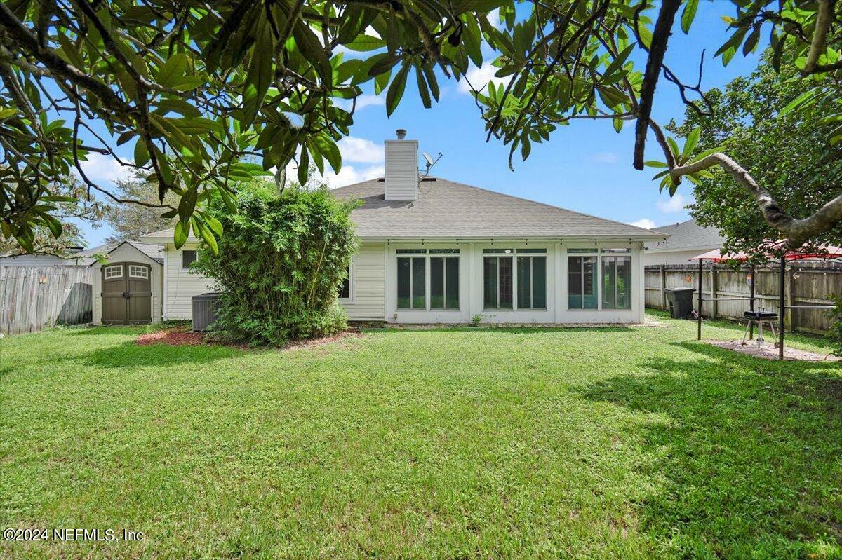 Property Photo:  642 English Meadows Court  FL 32073 