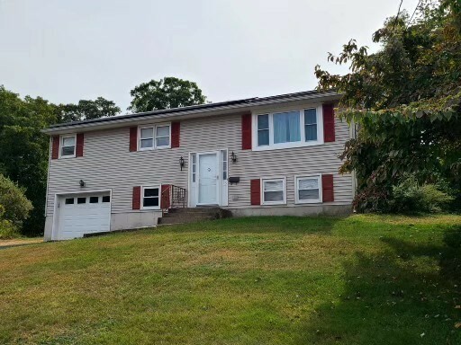 Property Photo:  26 Bellville Ln  MA 01527 