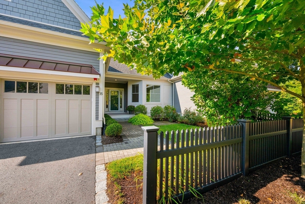 Property Photo:  35 Woodmere Drive 35  MA 02186 