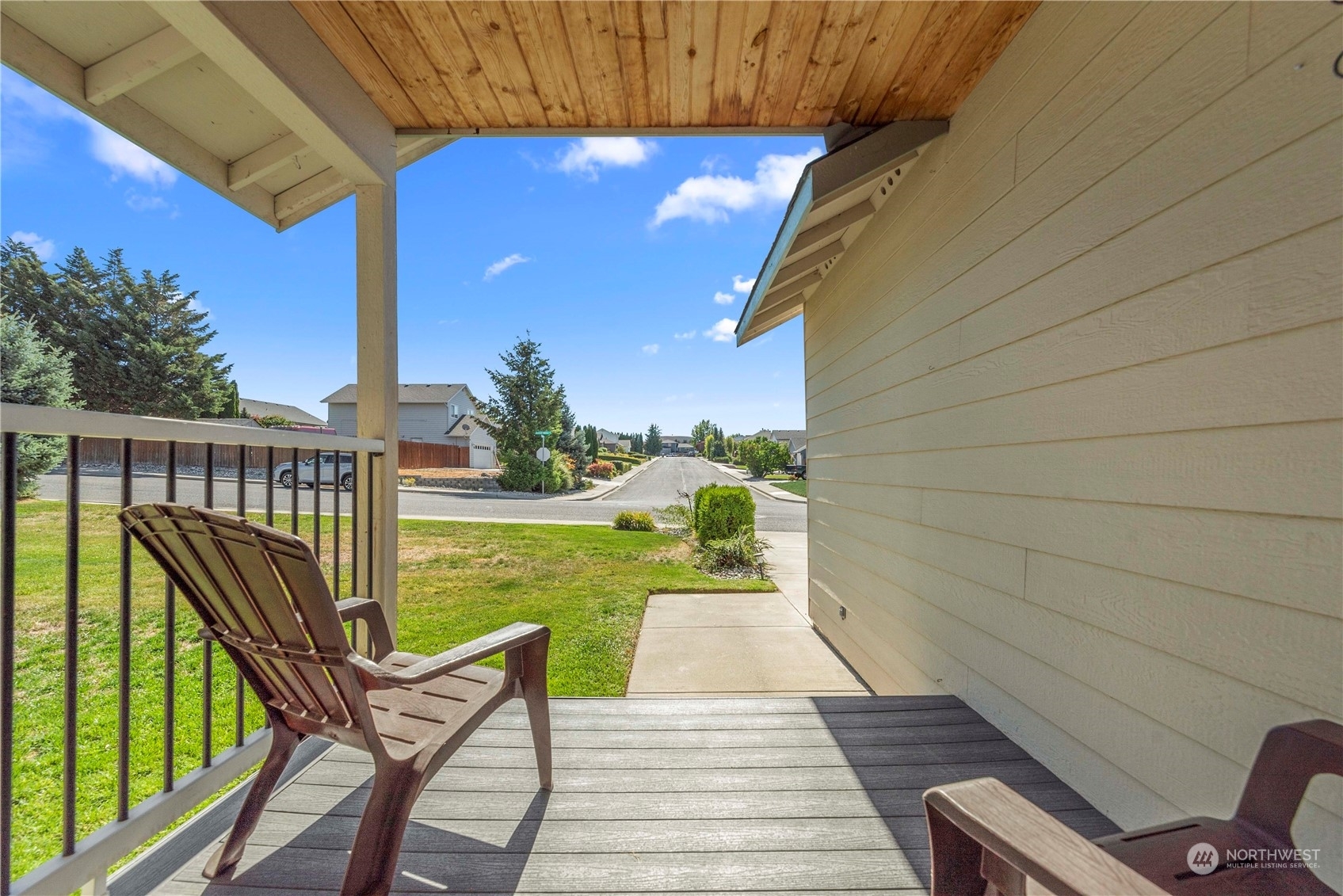 Property Photo:  1304 Wheatridge Drive  WA 98802 