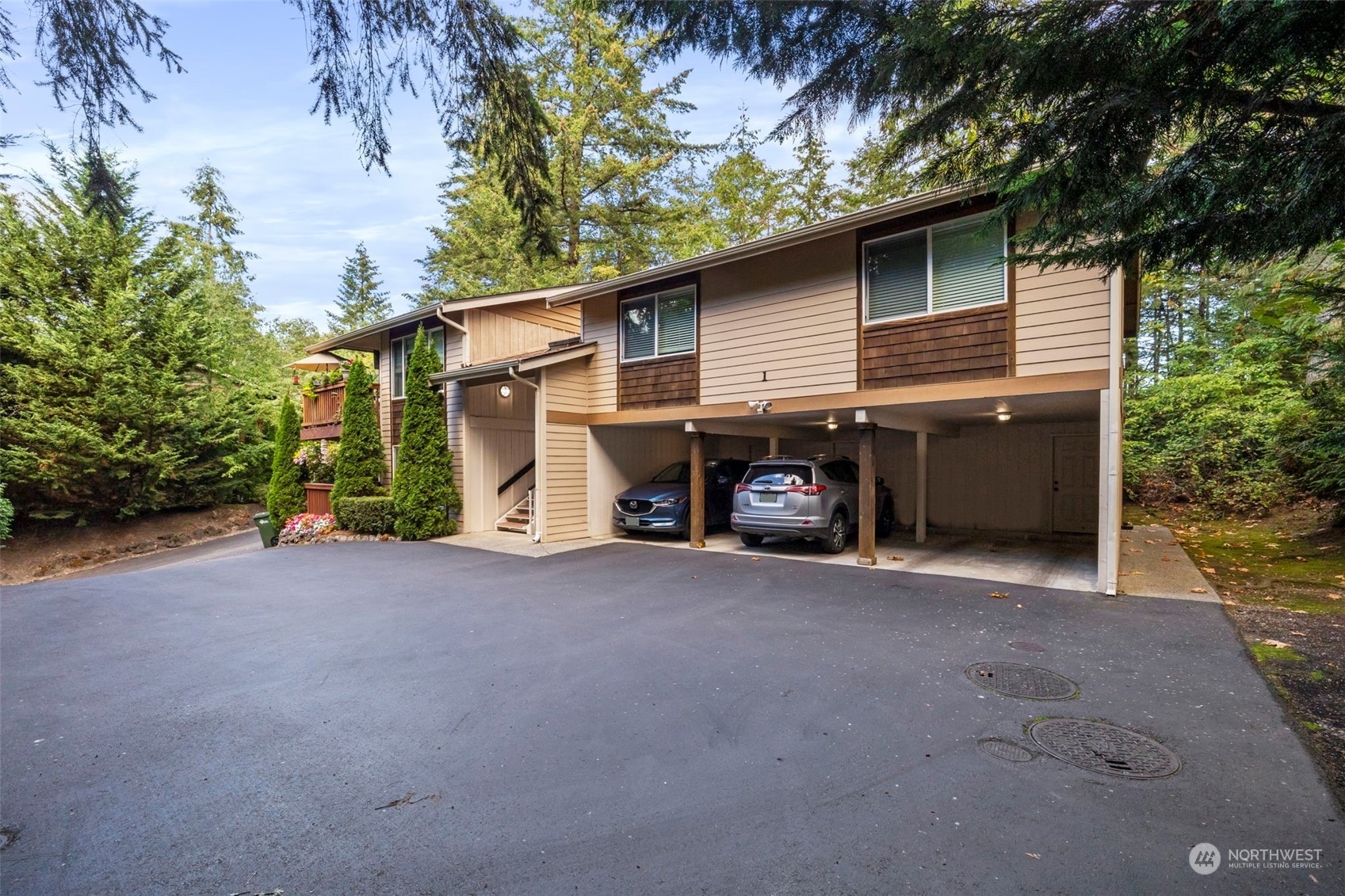 Property Photo:  4605 56th Street NW 1B  WA 98335 