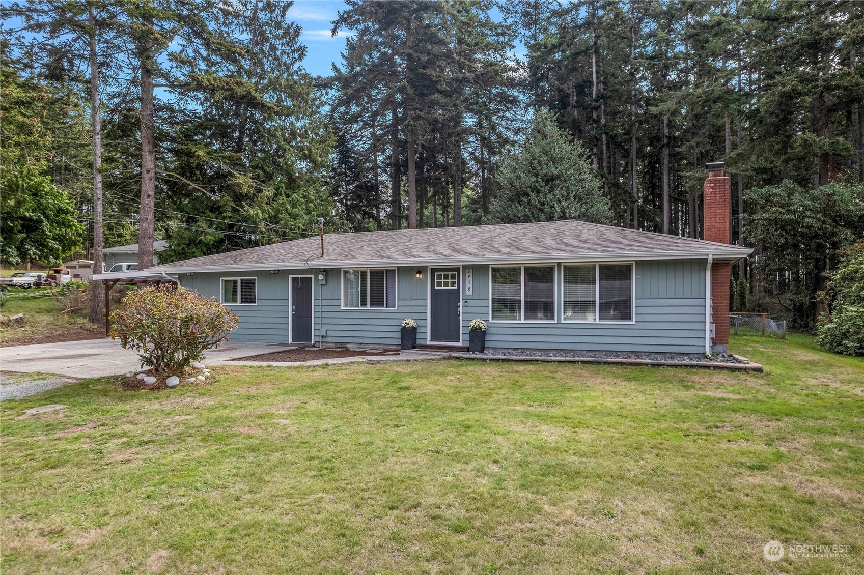 2458 Monticello Way  Oak Harbor WA 98277 photo