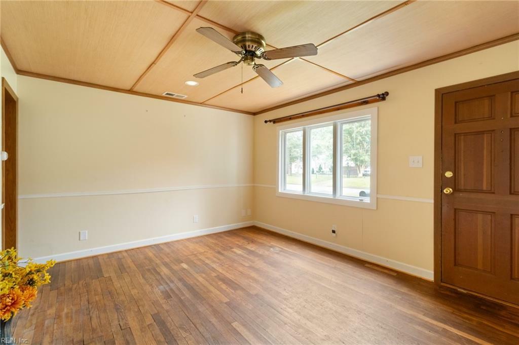 Property Photo:  113 Byers Avenue  VA 23701 