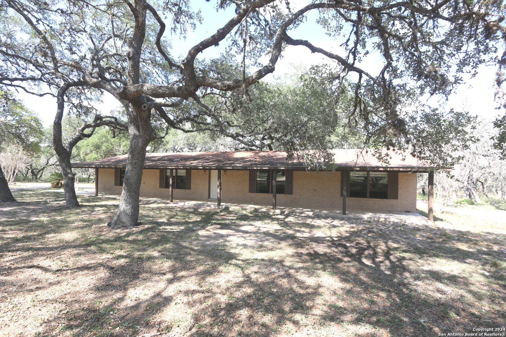 Property Photo:  751 Fuller Ln  TX 78101 