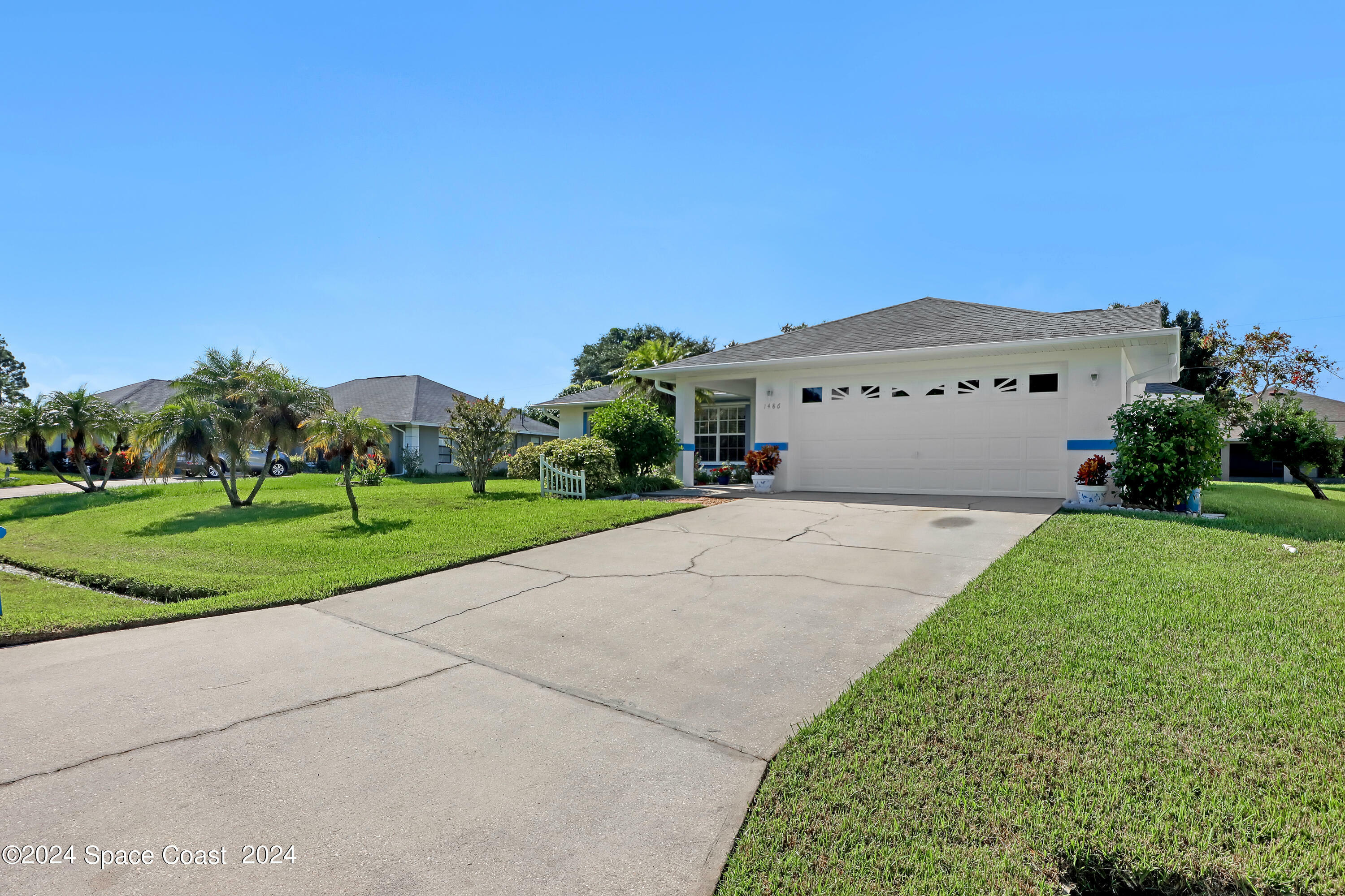 Property Photo:  1486 Goyer Road SE  FL 32909 