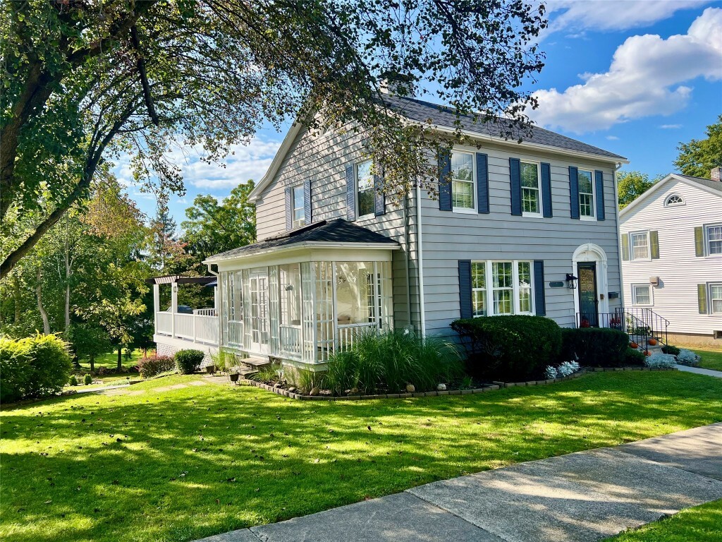 Property Photo:  8 Westerly Way  NY 13903 