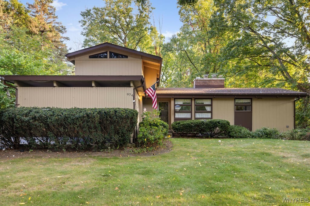 Property Photo:  974 Ridge Road  NY 14092 