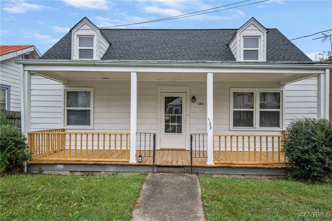 Property Photo:  123 Elm Street  VA 23803 