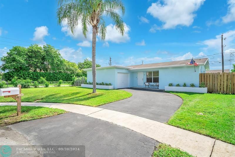 Property Photo:  11510 NW 33rd St  FL 33323 