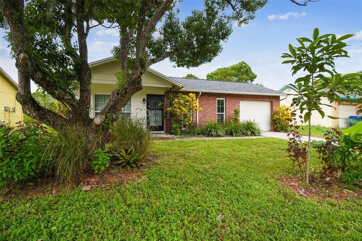 Property Photo:  3513 Dellefield Street  FL 34655