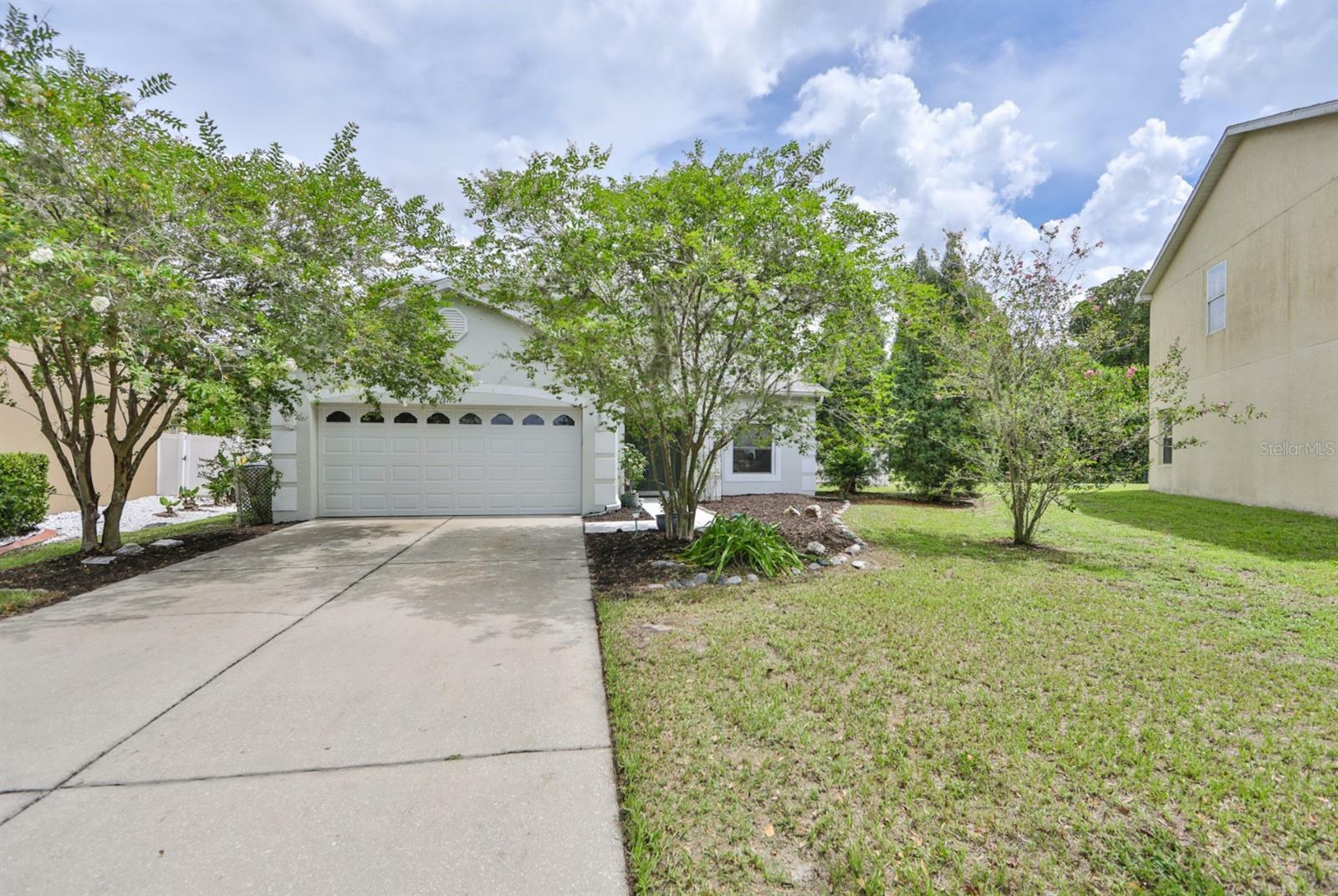 Property Photo:  11154 Creek Haven Drive  FL 33569 