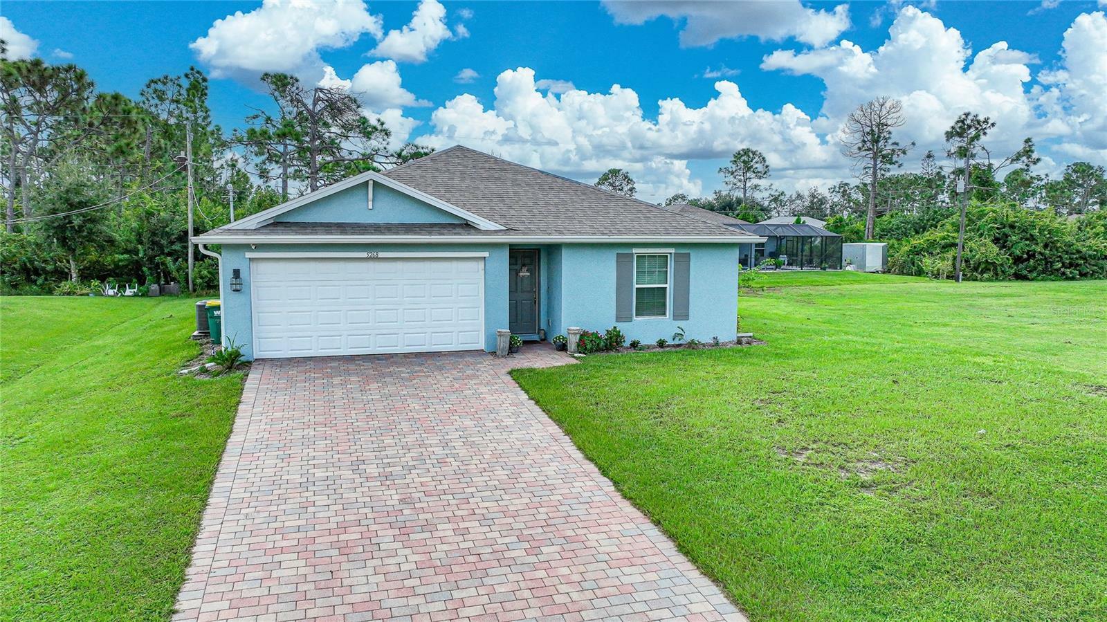 Property Photo:  5268 Wentworth Road  FL 33981 