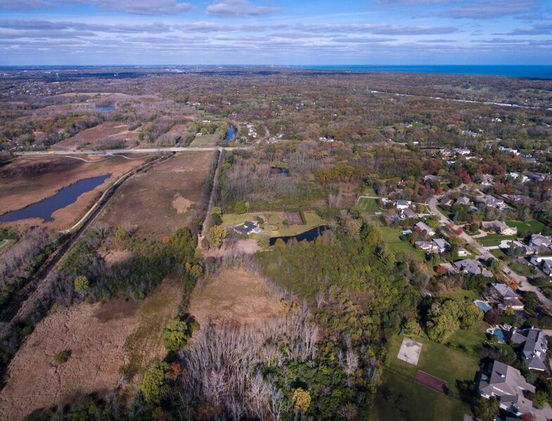 Property Photo:  2000 Half Day Road  IL 60035 