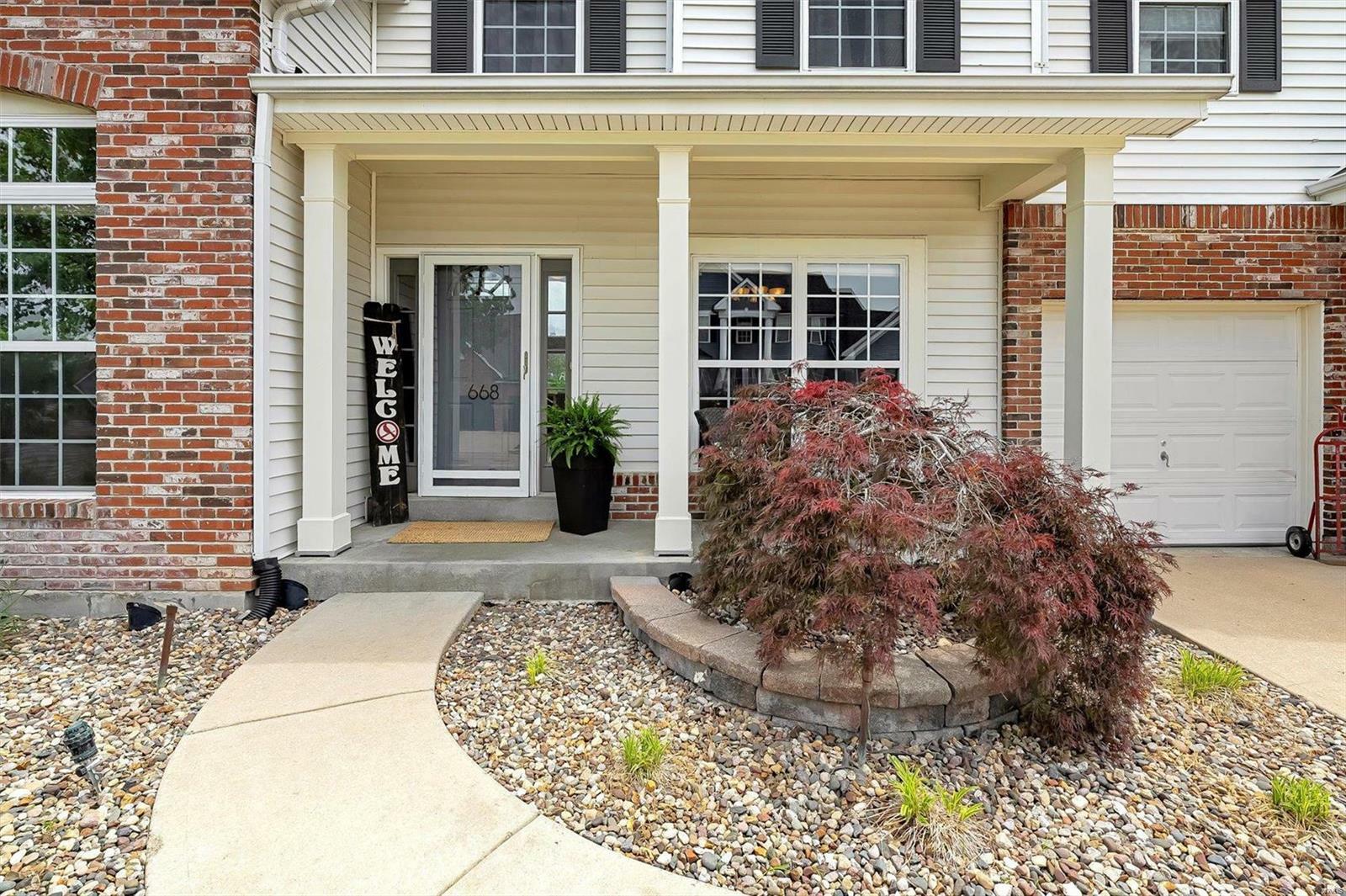 Property Photo:  668 Grand View Ridge Court  MO 63025 