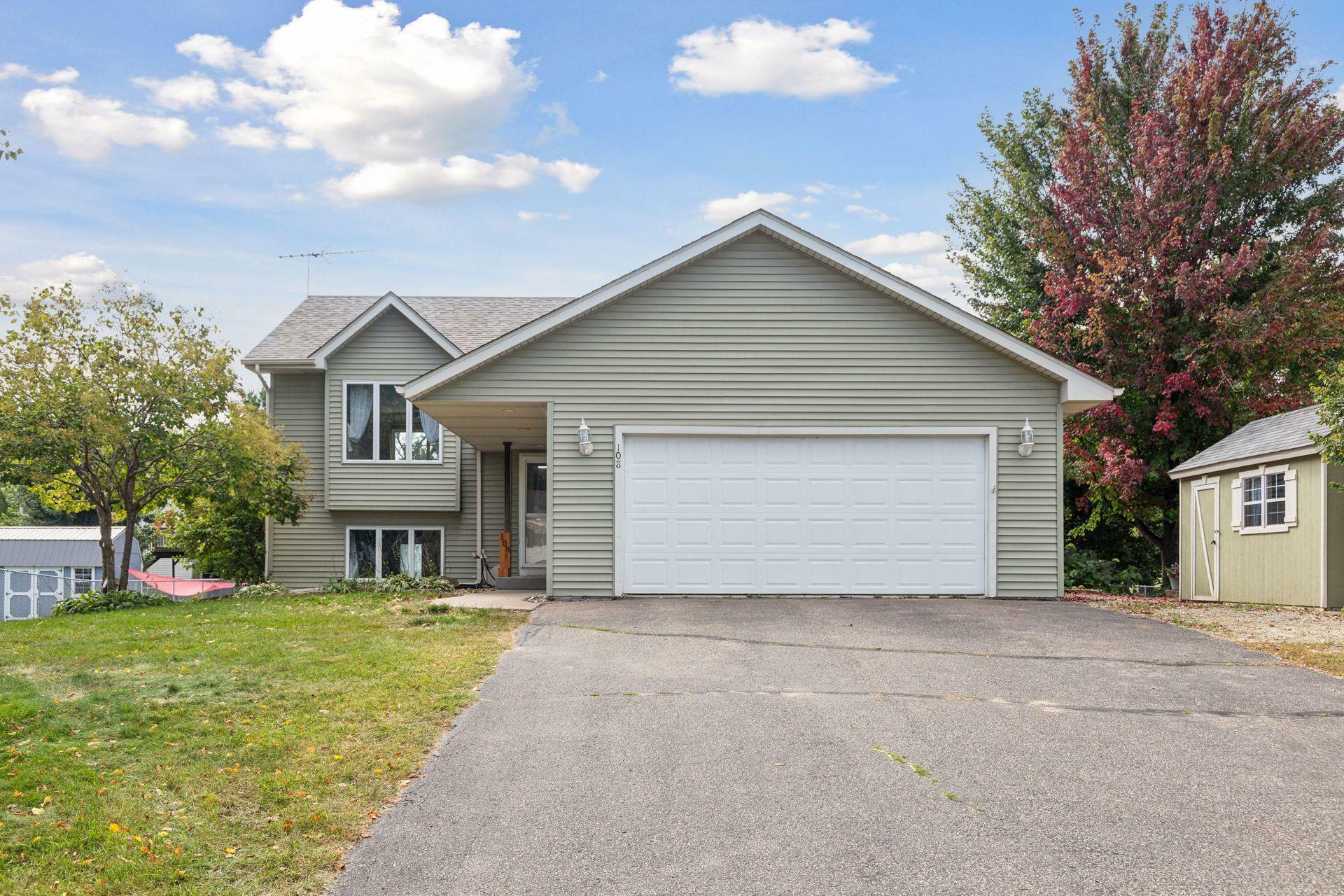 Property Photo:  108 N Meadow Lane  WI 54023 