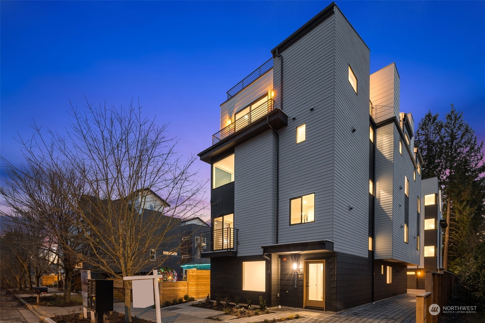 Property Photo: 9027 A 13th Avenue NW WA 98117