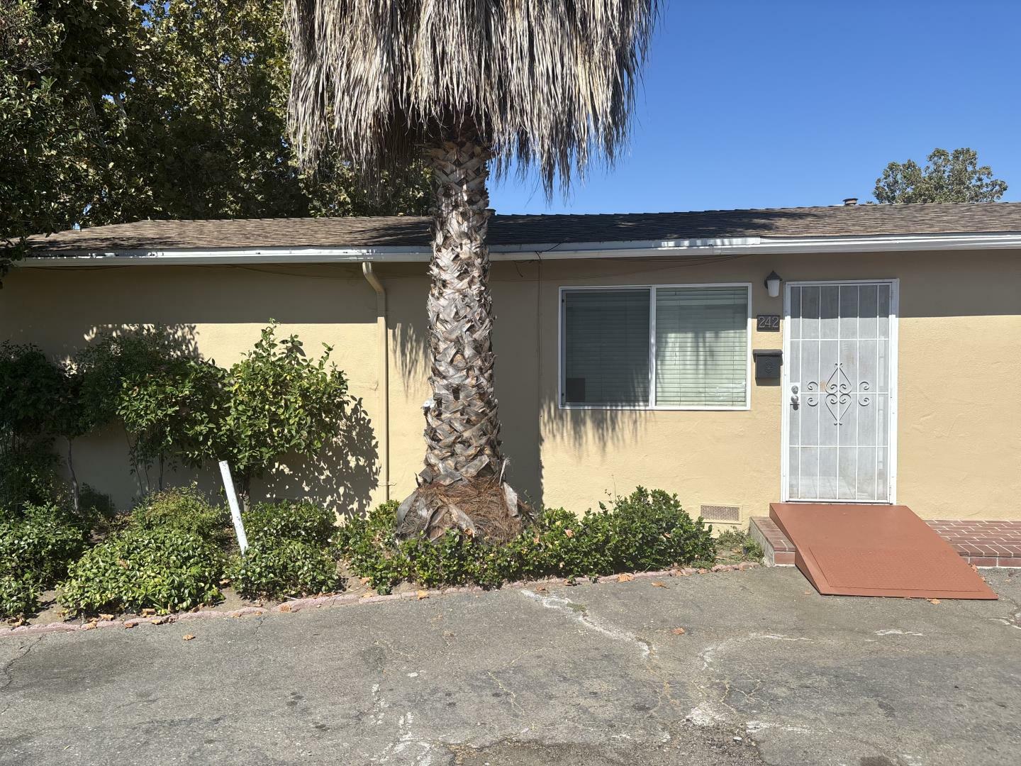 Property Photo:  242-244 Oakland Avenue  CA 95116 