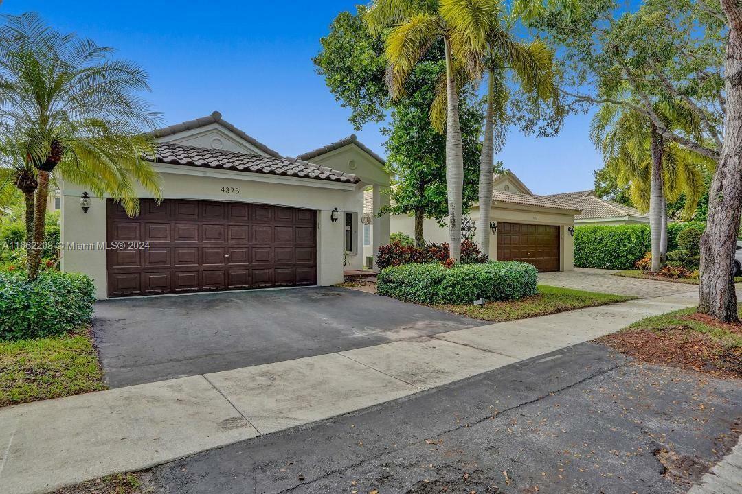 Property Photo: 4373 Mahogany Ridge Dr FL 33331