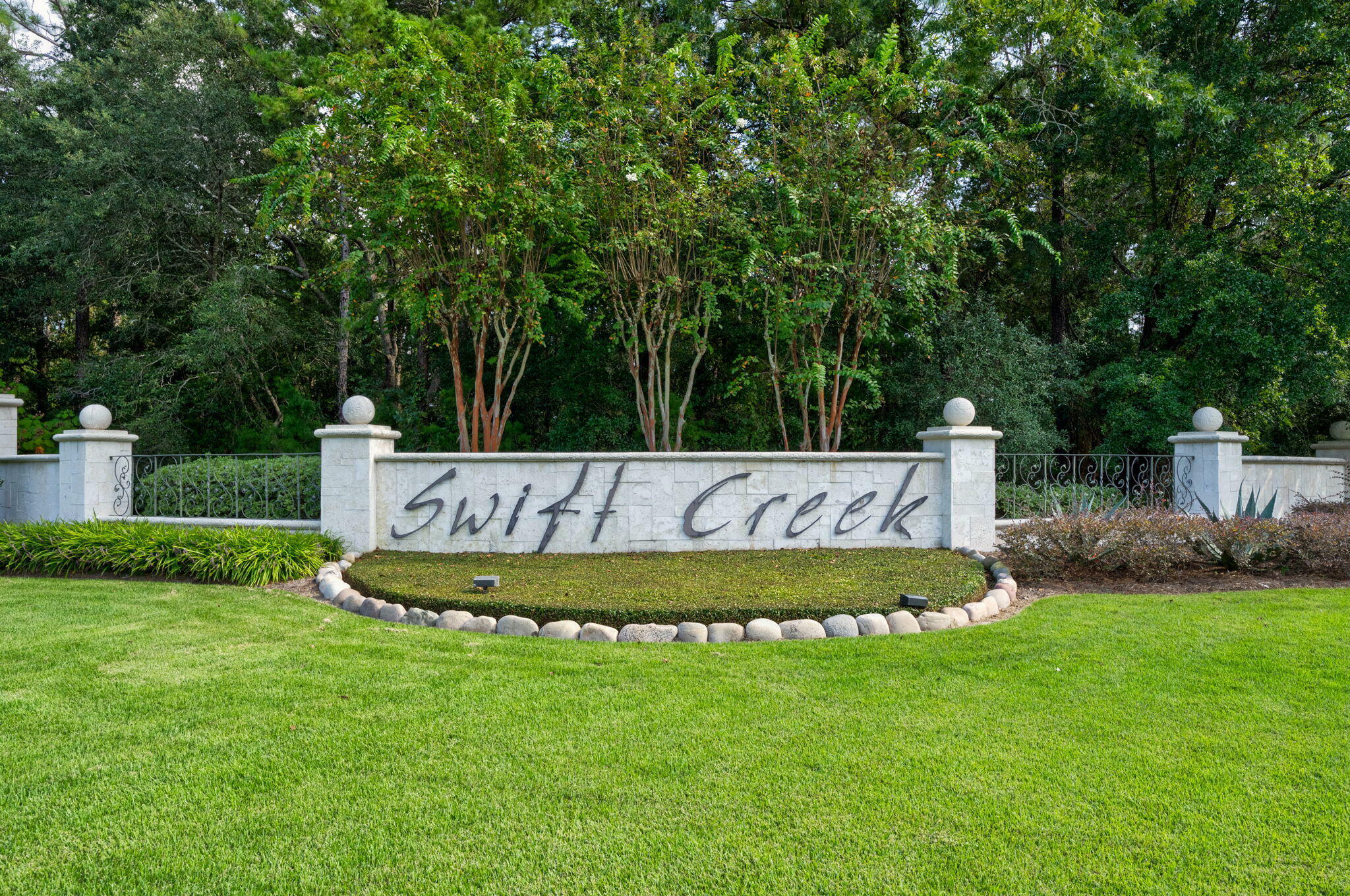 Property Photo:  1313 Limestone Creek Cove  FL 32578 