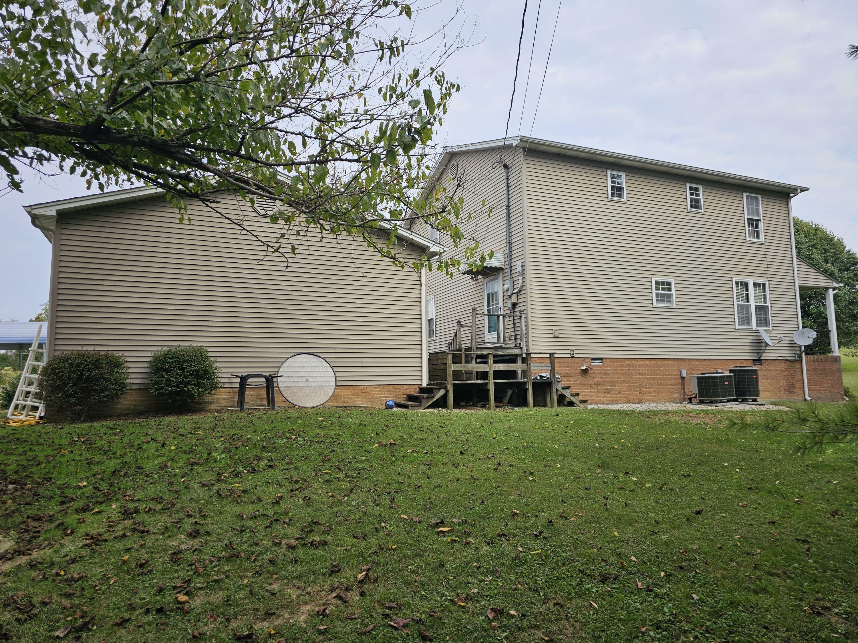 Property Photo:  317 Hawk Creek Road  KY 40741 