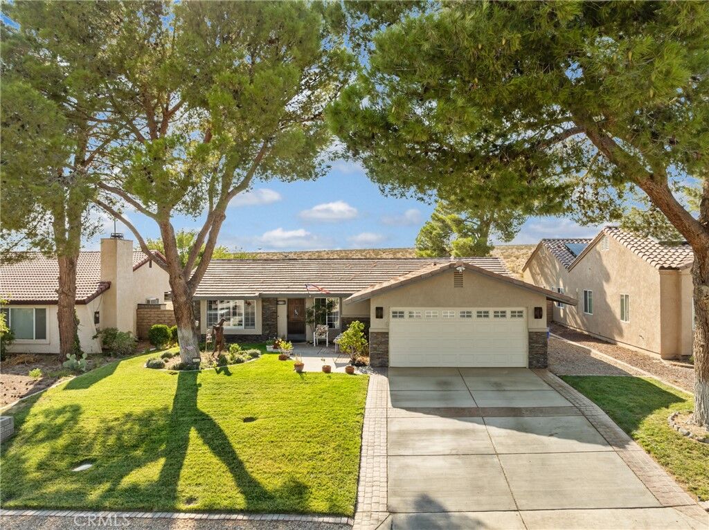 Property Photo:  28022 Fairacres Lane  CA 92342 
