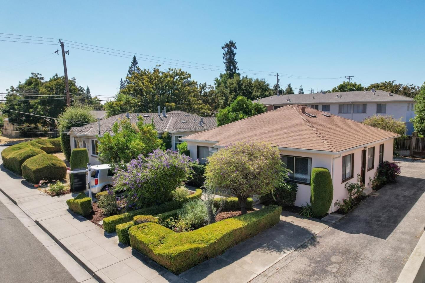 Property Photo:  231-233 Paul Avenue  CA 94041 