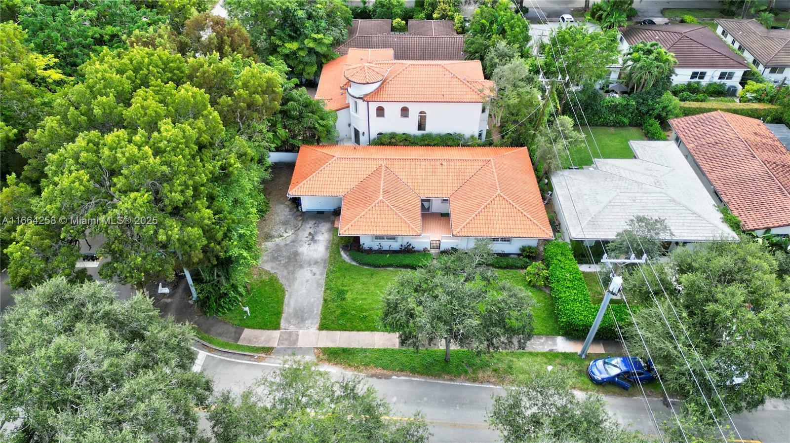 400 Amalfi Ave  Coral Gables FL 33146 photo