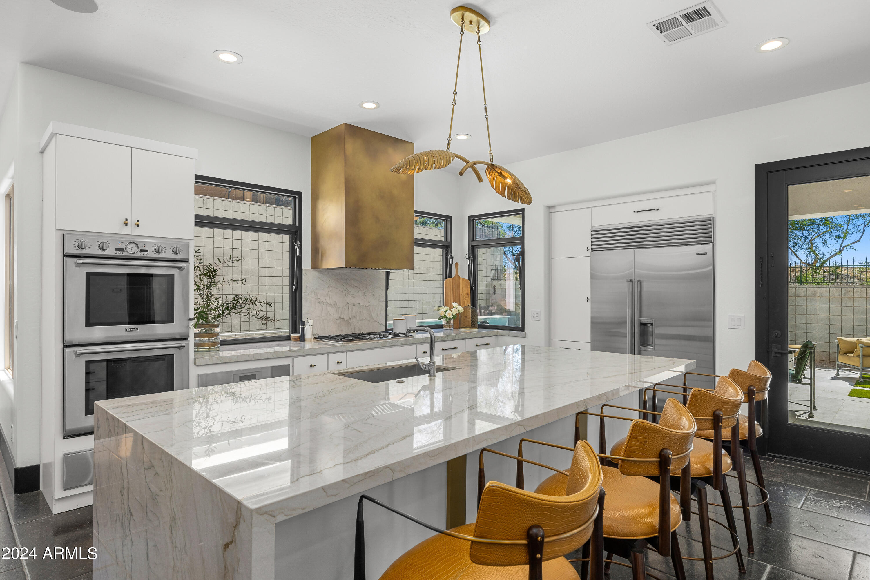Property Photo: 6413 N 31st Street AZ 85016