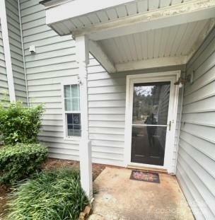 Property Photo:  2916 Iron Gate Lane  NC 28212 