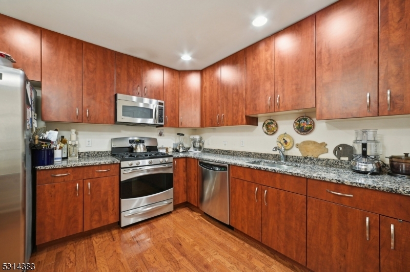 Property Photo:  48 S Park St 312  NJ 07042 