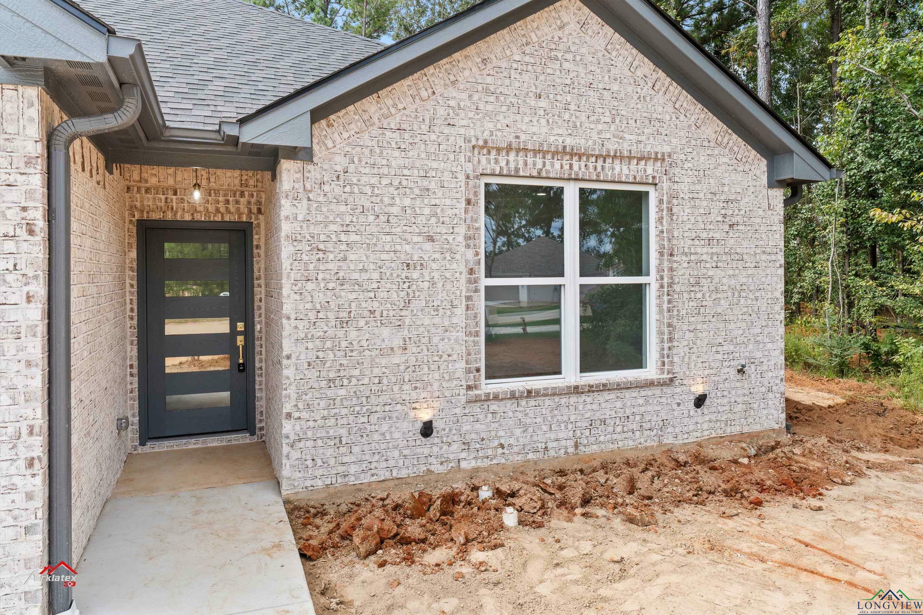 Property Photo:  1502 Remington Ct.  TX 75662 