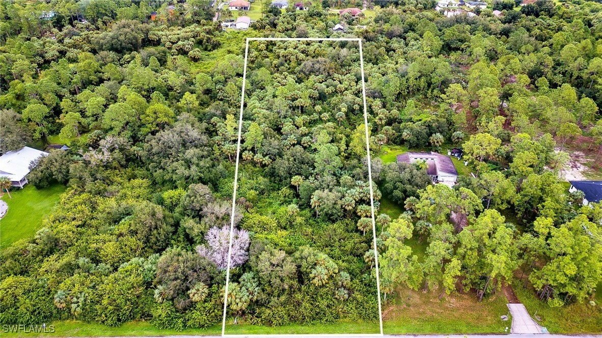 Property Photo:  18th Ave SE  FL 34117 