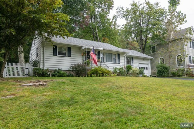 Property Photo:  133 Vreeland Avenue  NJ 07403 