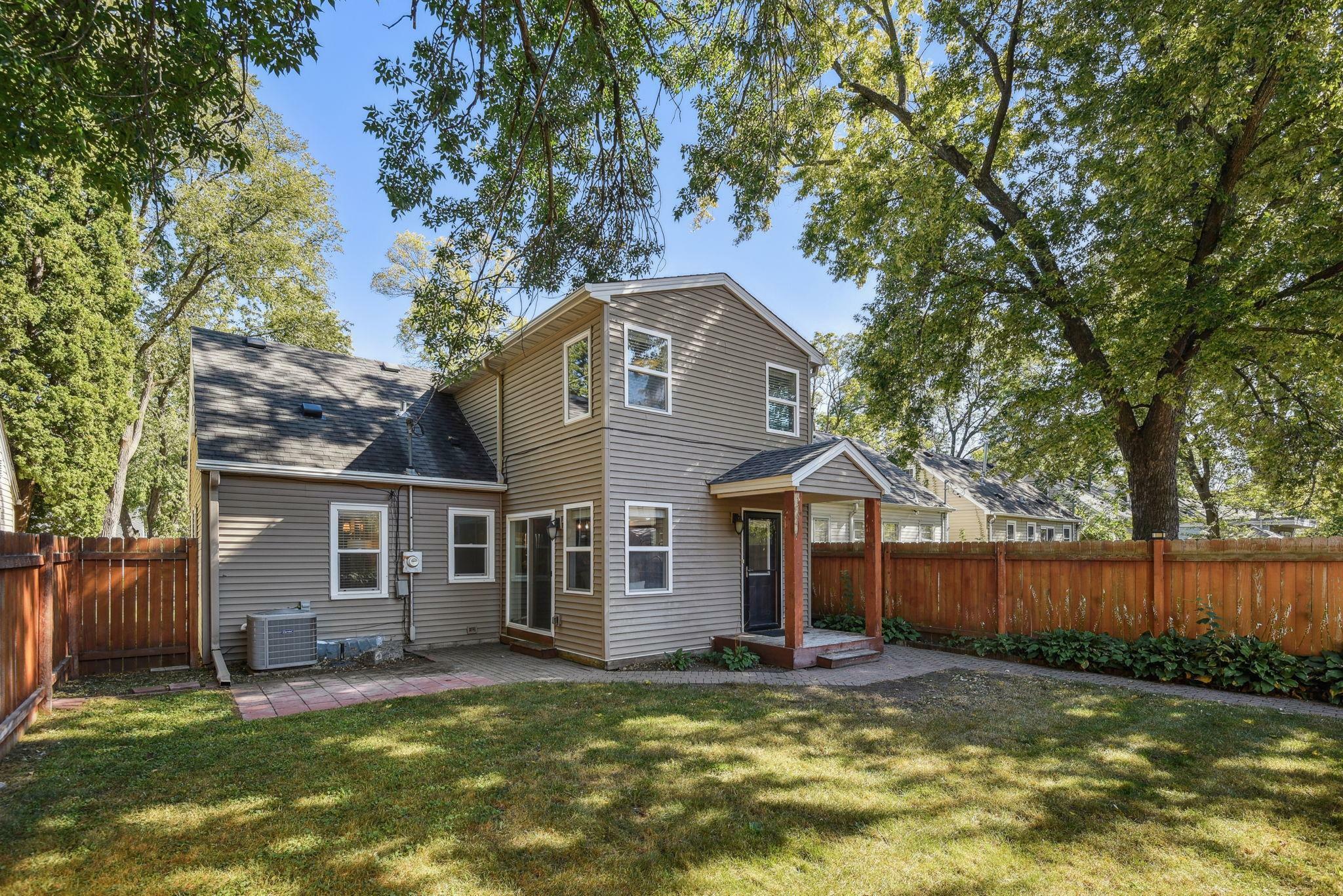 Property Photo:  2712 Dakota Avenue S  MN 55416 