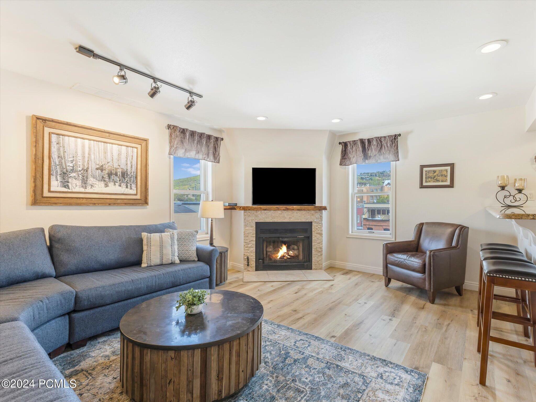 Property Photo: 424 Park Avenue #D UT 84060
